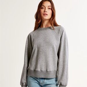 Abercrombie & Fitch grey crewneck sweatshirt
